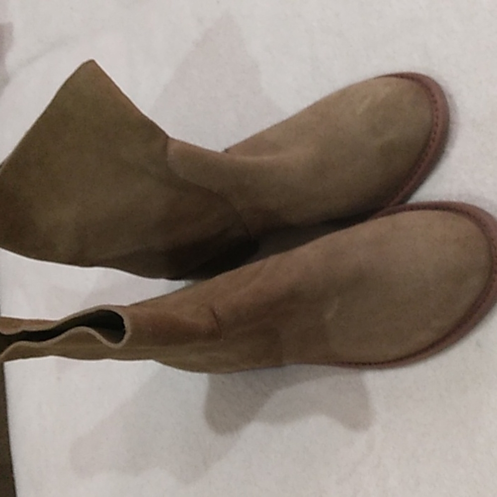 Tory Burch boots